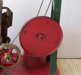 Later version of the Renown Windmill with a riveted tin pulley