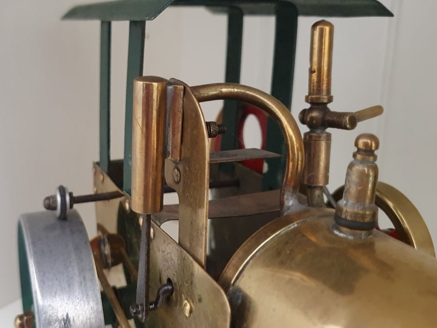 Renown Steam Roller engine detail