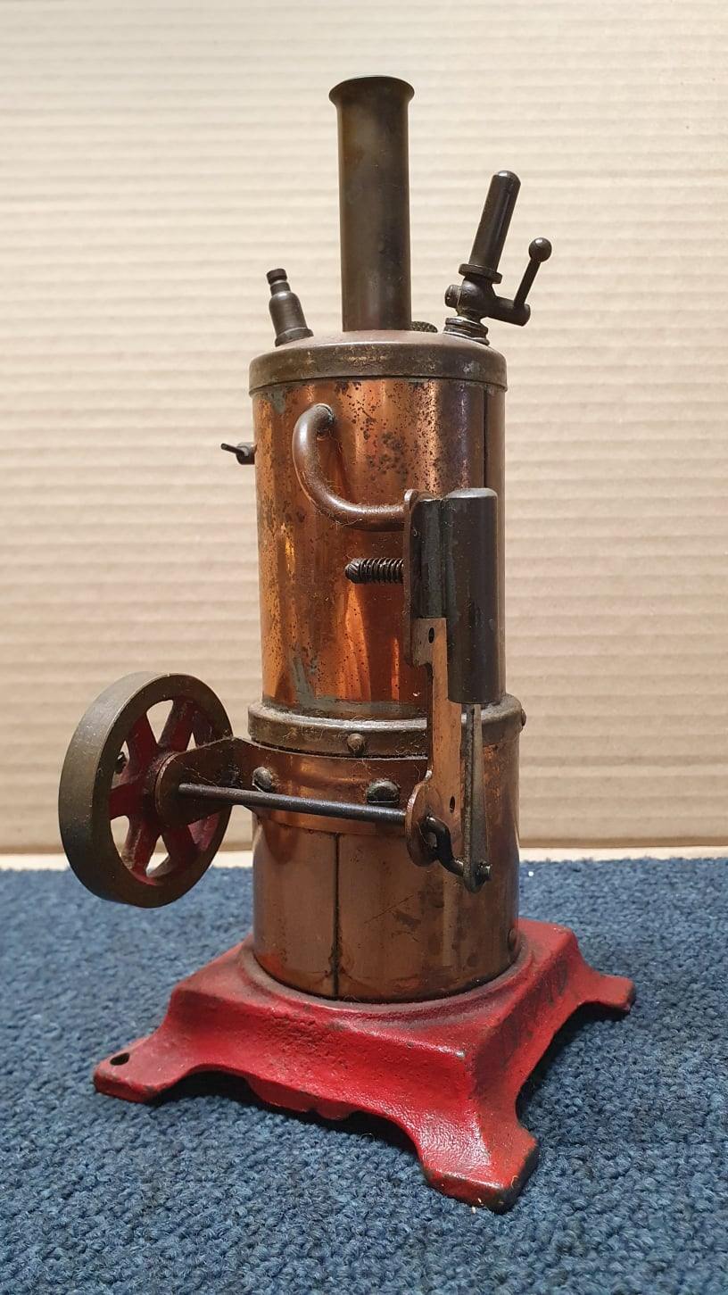 rear view of Renown vertical steam engine